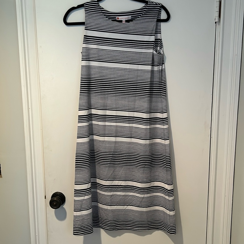 Jude Connally dress size small navy stripes